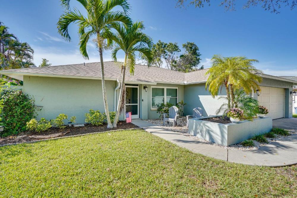 Cheery Fort Myers Vacation Rental with Private Pool!